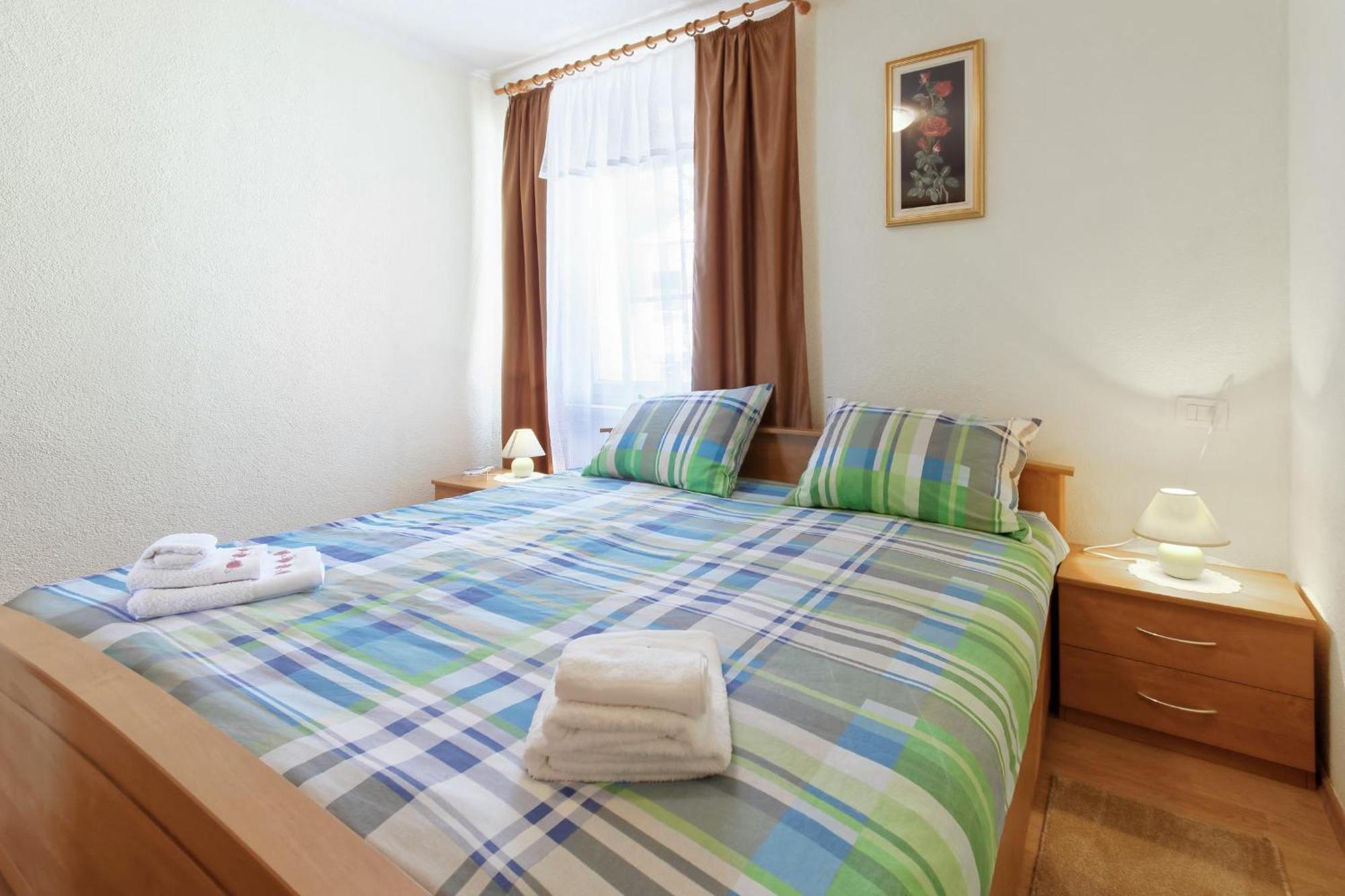 Apartments Viola By Rent Istria Momjan Eksteriør bilde